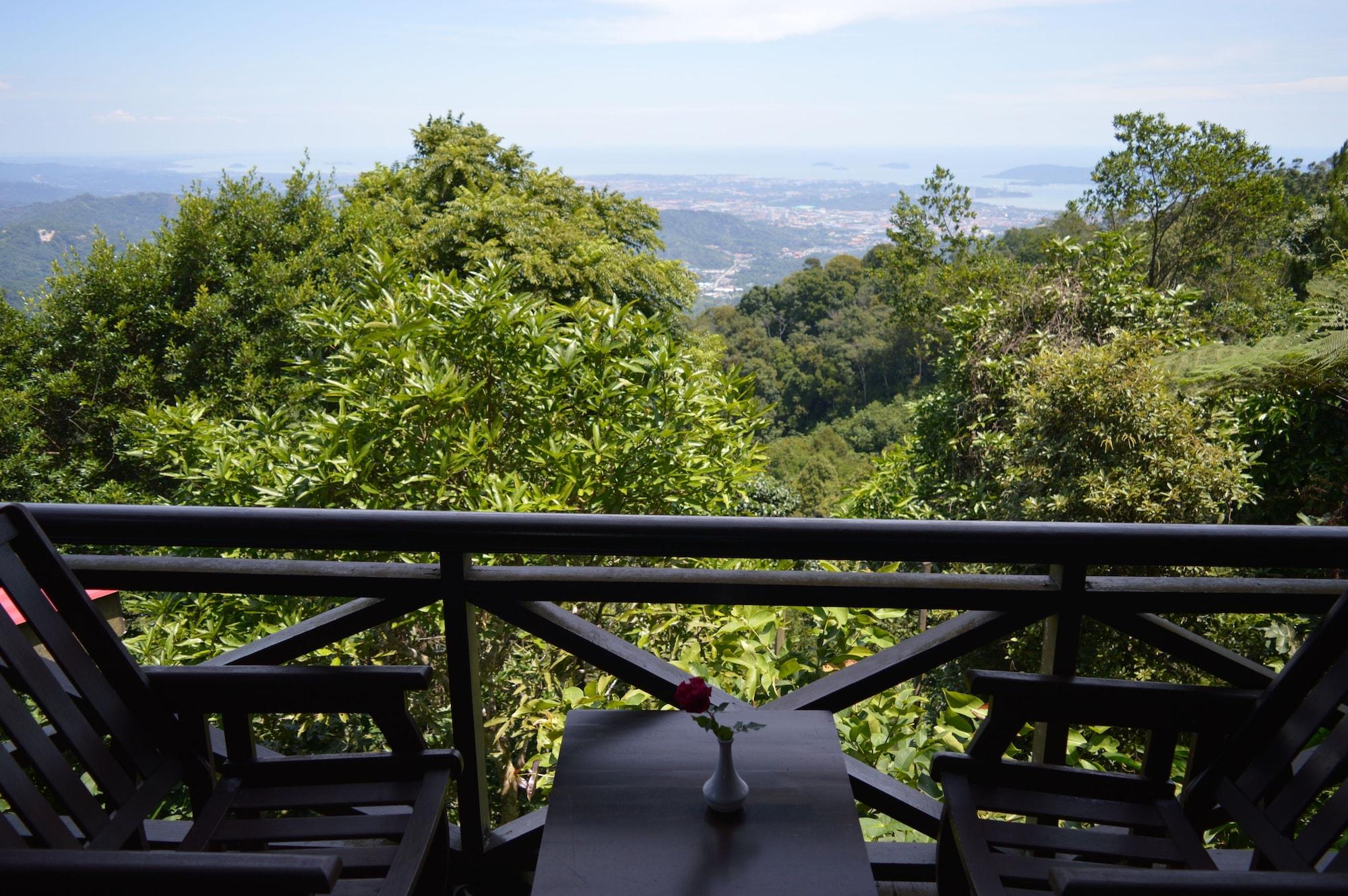 Tempat peranginan Kasih Sayang Hill Kota Kinabalu