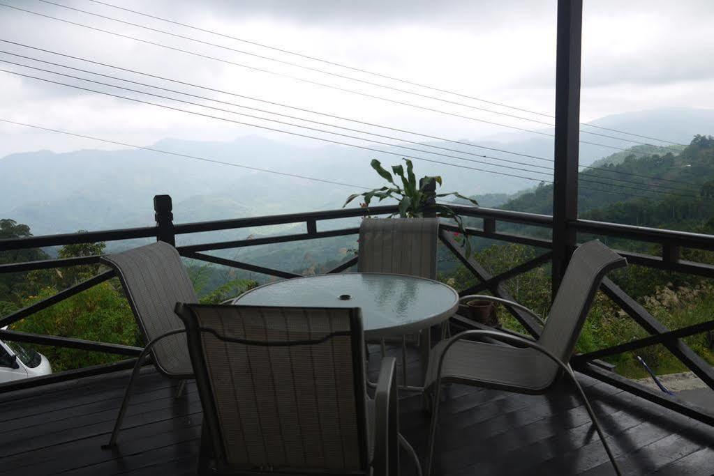 Tempat peranginan Kasih Sayang Hill Kota Kinabalu